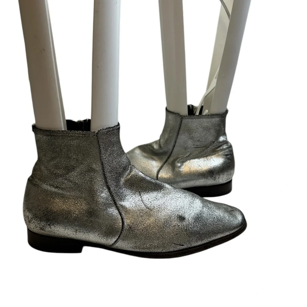 Tom Ford Silver distress ankle boots size 9